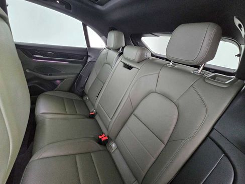 Used 2024 Porsche Macan 4 Electric image 18