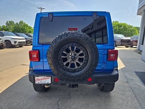 Used 2022 Jeep Wrangler Unlimited Rubicon w/ Trailer Tow Package AWD/4WD image 11