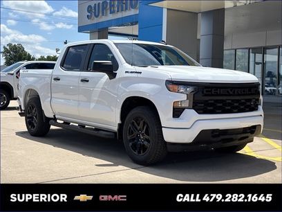 New 2026 Chevrolet Silverado 1500 Custom w/ Turbomax Blackout Package