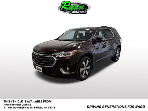 Used 2021 Chevrolet Traverse LT w/ LT Premium Package image 1