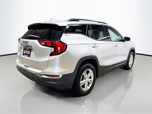 Used 2018 GMC Terrain SLE w/ Driver Convenience Package image 7