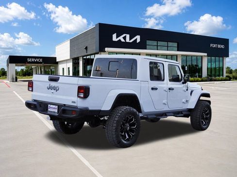 Used 2021 Jeep Gladiator Overland w/ Popular Equipment Package AWD/4WD image 5