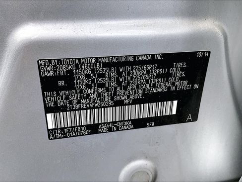 Used 2015 Toyota RAV4 LE image 32