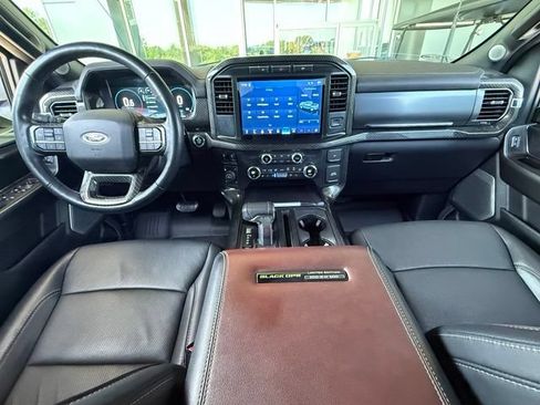Used 2021 Ford F150 Lariat w/ Equipment Group 502A High AWD/4WD image 19