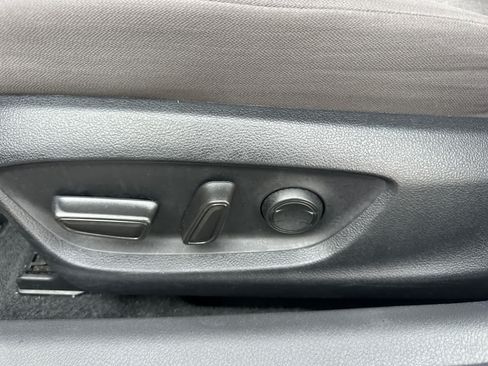 Used 2023 Toyota Camry LE FWD image 23