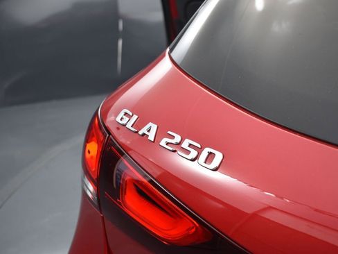 Used 2022 Mercedes-Benz GLA 250 GLA 250 image 24