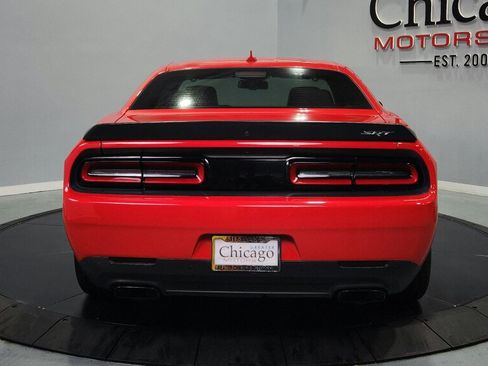Used 2016 Dodge Challenger SRT Hellcat RWD image 10