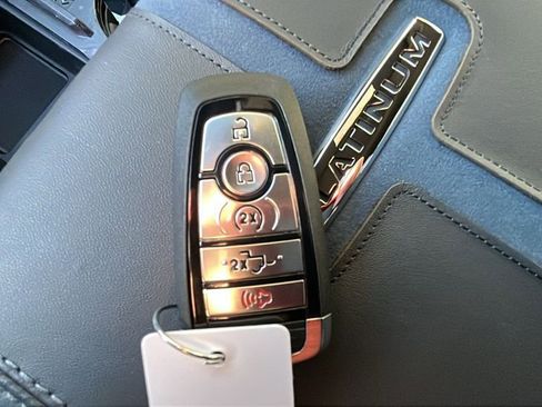 New 2026 Ford F250 Platinum image 20