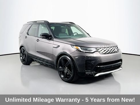 Used 2025 Land Rover Discovery Metropolitan Edition AWD/4WD image 3