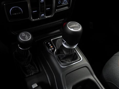 New 2026 Jeep Gladiator Sport image 25