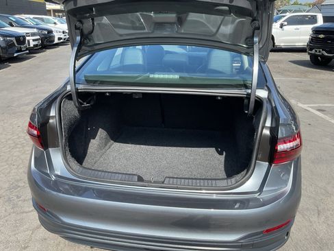 Used 2024 Volkswagen Jetta SE FWD image 27