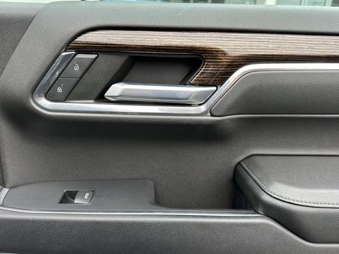 Used 2022 GMC Sierra 1500 Elevation w/ Elevation Premium Package image 21