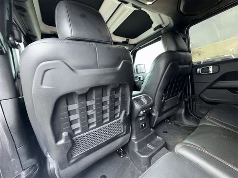 Used 2022 Jeep Wrangler Unlimited Rubicon w/ Trailer Tow Package image 13