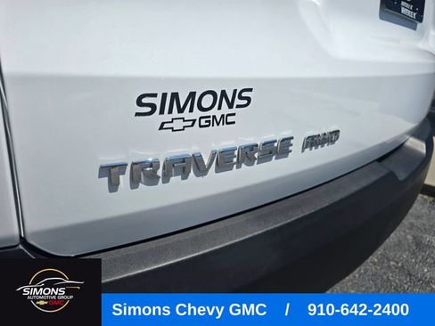 Used 2023 Chevrolet Traverse LT w/ Rear Camera Mirror Package AWD/4WD image 40