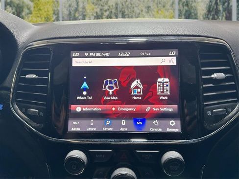 Used 2020 Jeep Grand Cherokee Altitude AWD/4WD image 26