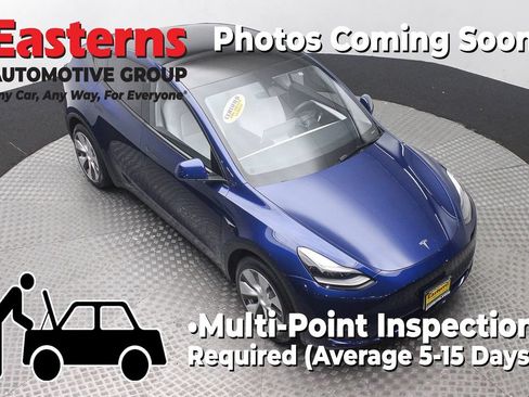 Used 2023 Tesla Model Y Long Range AWD/4WD image 3