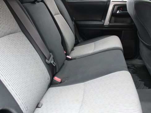 Used 2015 Toyota 4Runner SR5 image 15