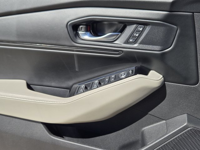 Used 2023 Honda Accord Touring image 23