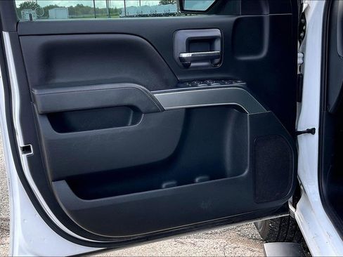 Used 2018 Chevrolet Silverado 1500 LT w/ All Star Edition RWD image 17