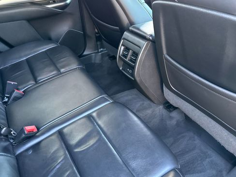 Used 2019 Cadillac XT4 Premium Luxury w/ Enhanced Visibility Package image 29