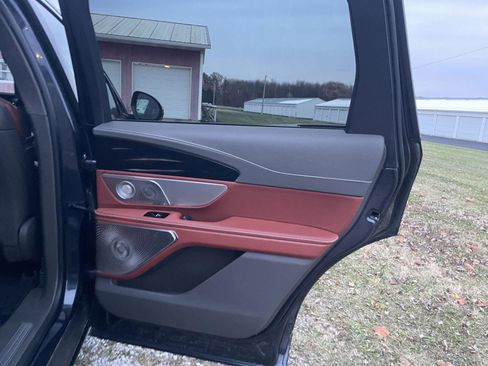 Used 2024 Lincoln Nautilus Black Label image 32