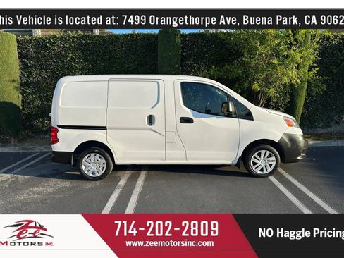 Used 2017 Nissan NV200 S FWD image 4