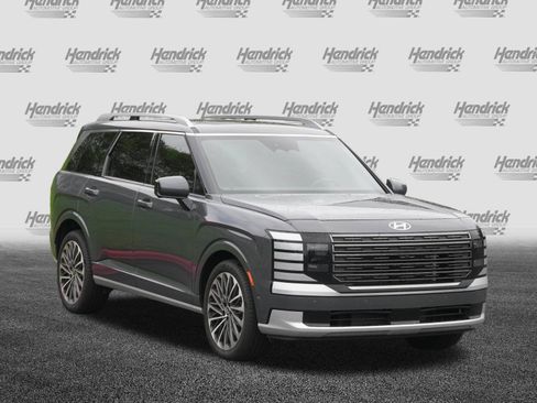Used 2026 Hyundai Palisade Calligraphy AWD/4WD image 2