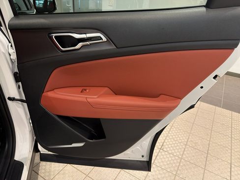 Certified 2026 Kia Sportage SX image 23