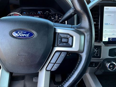 Used 2022 Ford F250 Lariat w/ Black Appearance Pkg AWD/4WD image 13