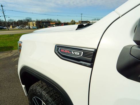 Used 2021 GMC Sierra 1500 AT4 image 8