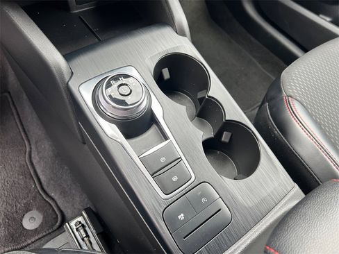 Used 2025 Ford Escape ST-Line image 27