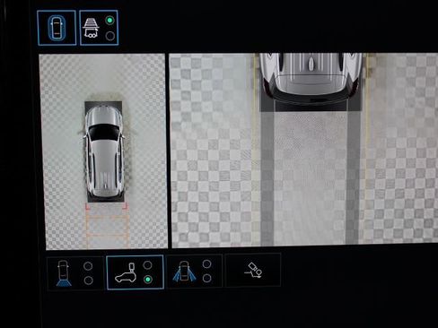 Used 2024 GMC Acadia Denali image 52