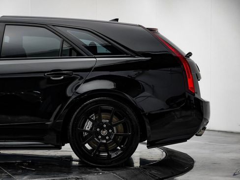 Used 2013 Cadillac CTS V image 8
