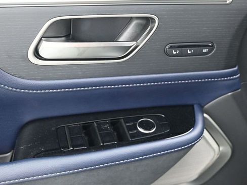 New 2026 INFINITI QX80 4WD image 10
