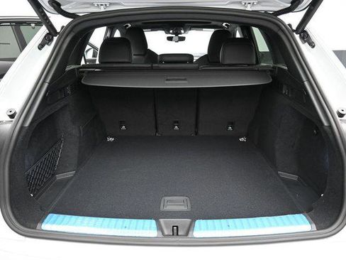 New 2026 Audi SQ5 Premium Plus image 12