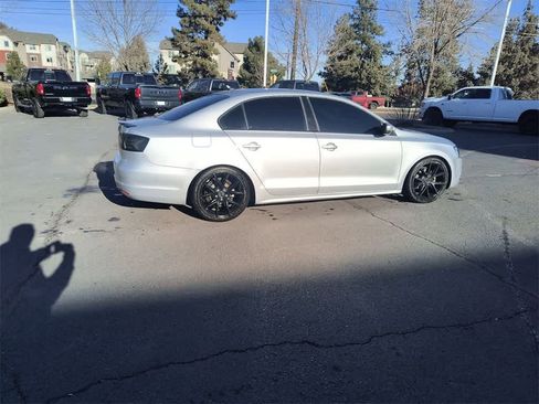 Used 2014 Volkswagen Jetta SE image 7