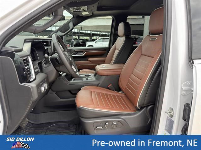Certified 2025 GMC Sierra 3500 Denali Ultimate AWD/4WD image 18