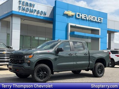 New 2026 Chevrolet Silverado 1500 Custom Trail Boss AWD/4WD image 1