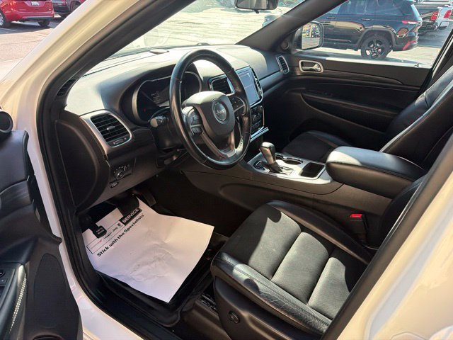 Certified 2021 Jeep Grand Cherokee Laredo X AWD/4WD image 28