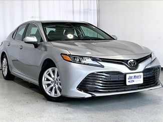 Used 2018 Toyota Camry LE FWD video 1