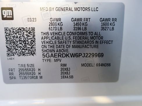 Used 2023 Buick Enclave Avenir w/ Avenir Technology Package image 43