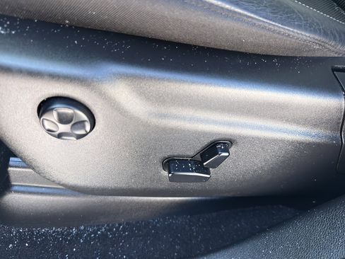 Used 2020 Dodge Durango R/T w/ Technology Group image 16