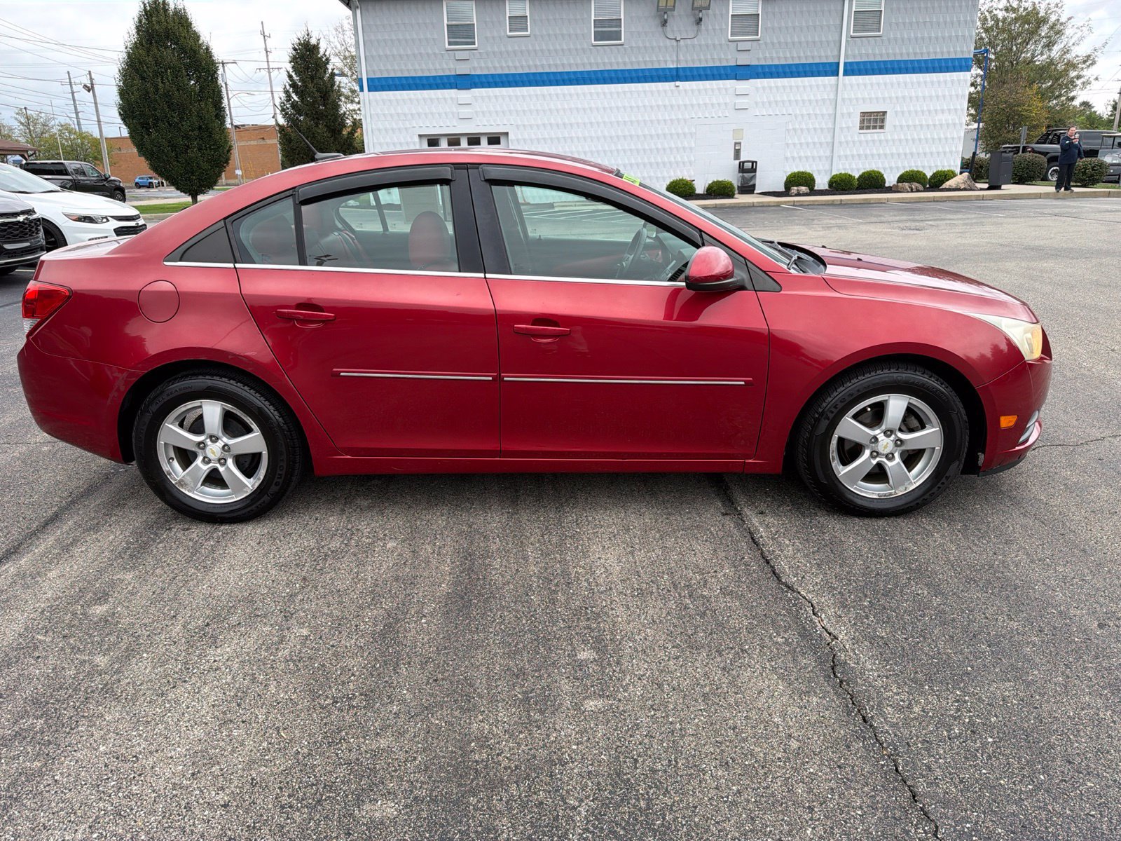 Used 2011 Chevrolet Cruze LT FWD image 6