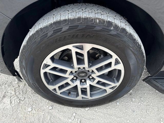 Used 2025 Ford Expedition Active AWD/4WD image 29