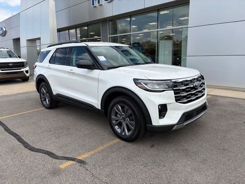 New 2026 Ford Explorer Active AWD/4WD image 40