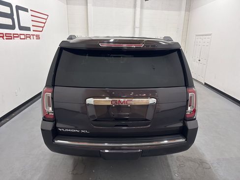 Used 2017 GMC Yukon XL Denali w/ Open Road Package image 11