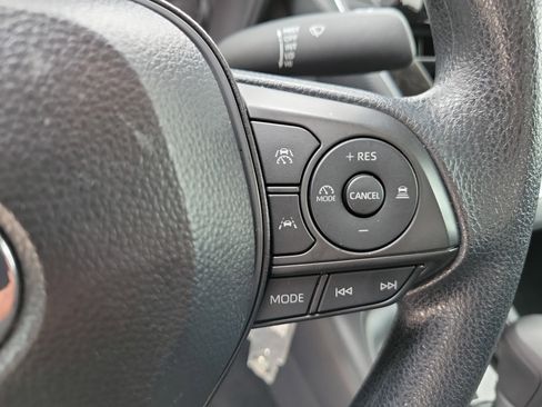 Certified 2025 Toyota Corolla LE FWD image 29