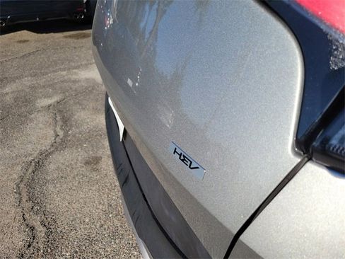 Used 2023 Kia Sportage LX image 8