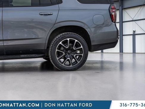 Used 2022 Chevrolet Tahoe RST w/ Luxury Package AWD/4WD image 37