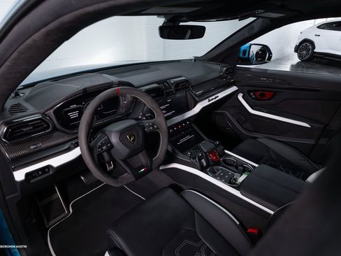 New 2025 Lamborghini Urus SE image 27